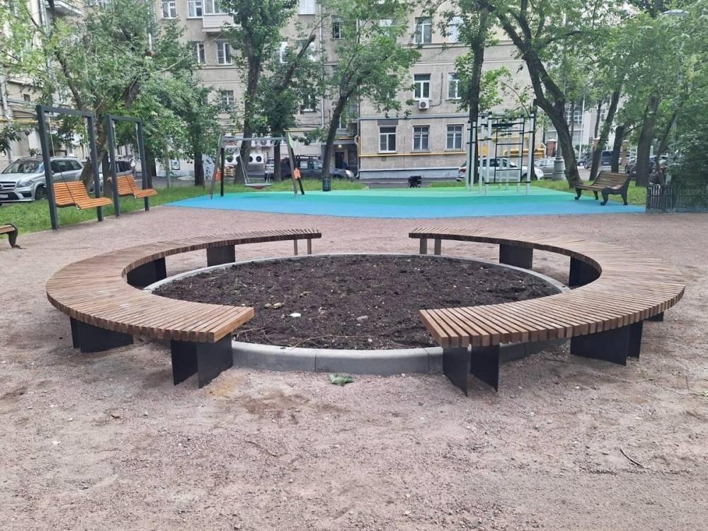 Уютные уголки августа - как скамейки и качели могут украсить ваш отдых