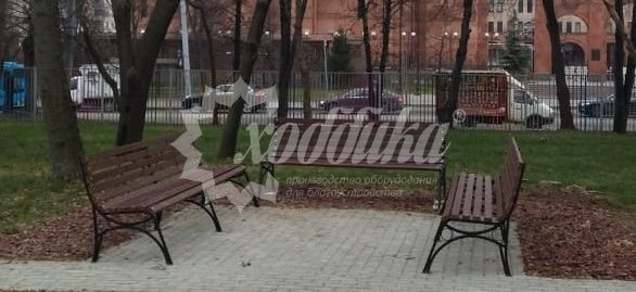 Скамейки вокруг дерева, дачные комплекты и многое другое на улицах Москвы и на загородных участках - 2