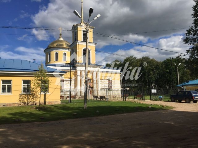 Наши скамейки на территории Успенского храма в Тверской области - 3