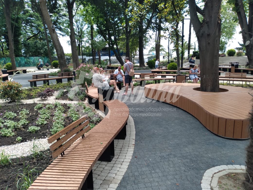 Парк «Ривьера» в Сочи: скамейка «Радиус» с композитом, лежаки и подиум - 29