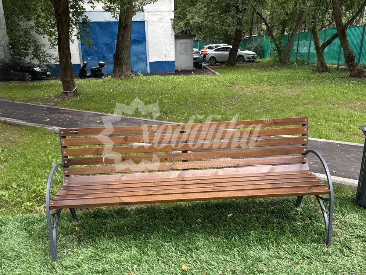 Фотогалерея августа: эстетика парковых скамеек и качелей - 28