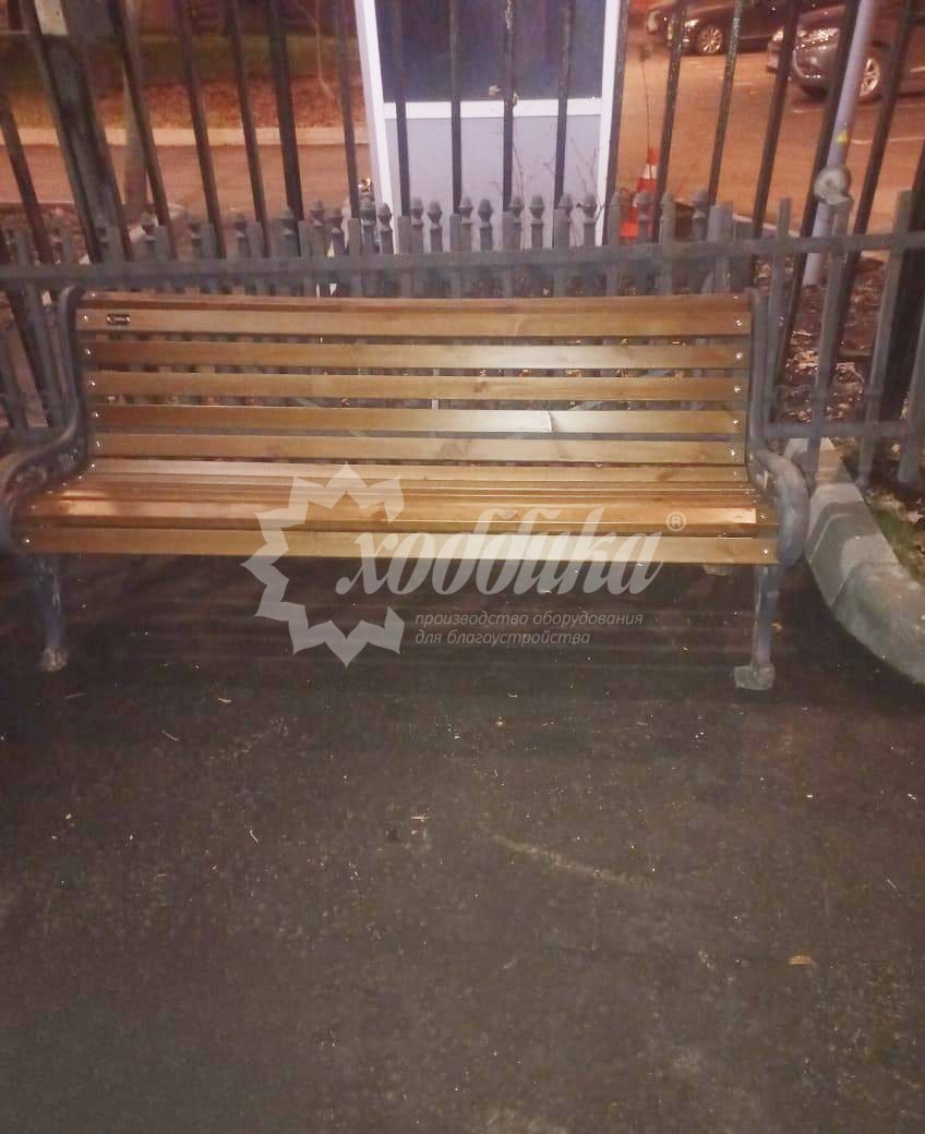 Зимний уют в деталях: скамейки, уличные зарядные станции, урны - 11