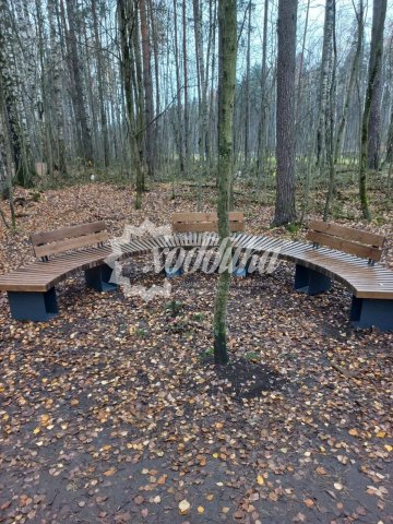 Яркий след ноября: радиусные скамейки, урны, контейнерные площадки для ТБО - 1