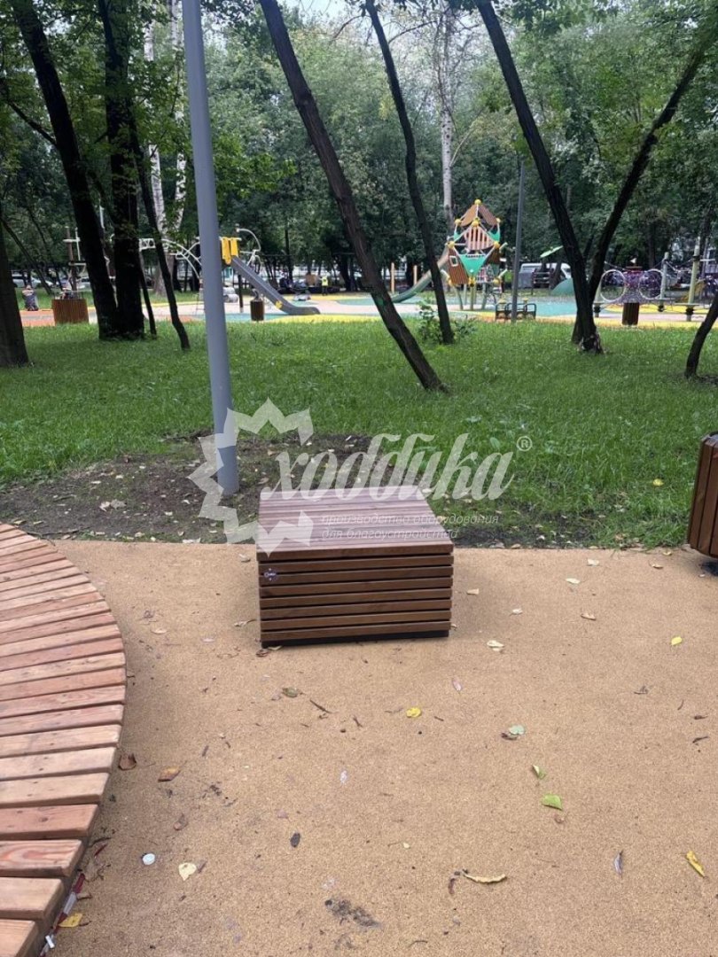Фотогалерея августа: эстетика парковых скамеек и качелей - 33