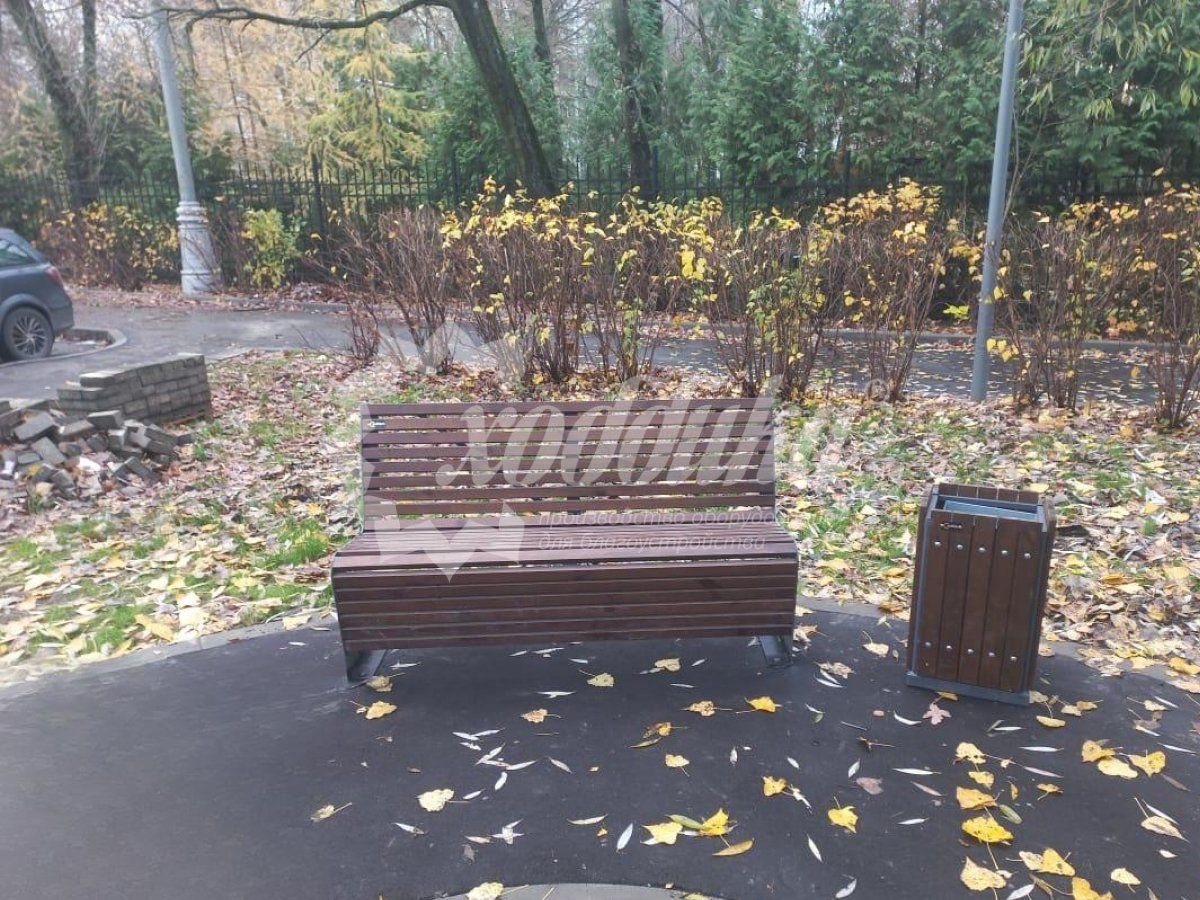 Яркий след ноября: радиусные скамейки, урны, контейнерные площадки для ТБО - 9