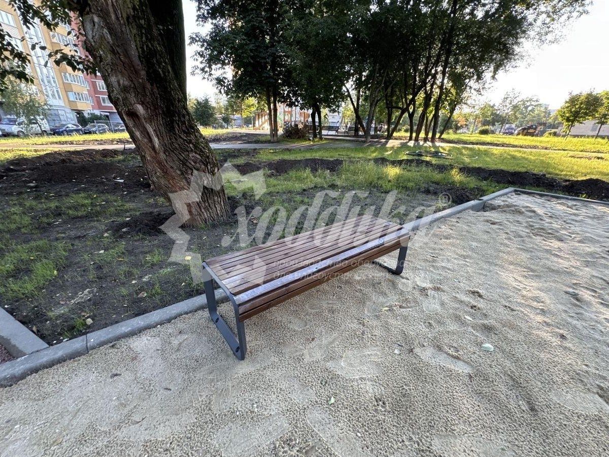 Фотогалерея августа: эстетика парковых скамеек и качелей - 8