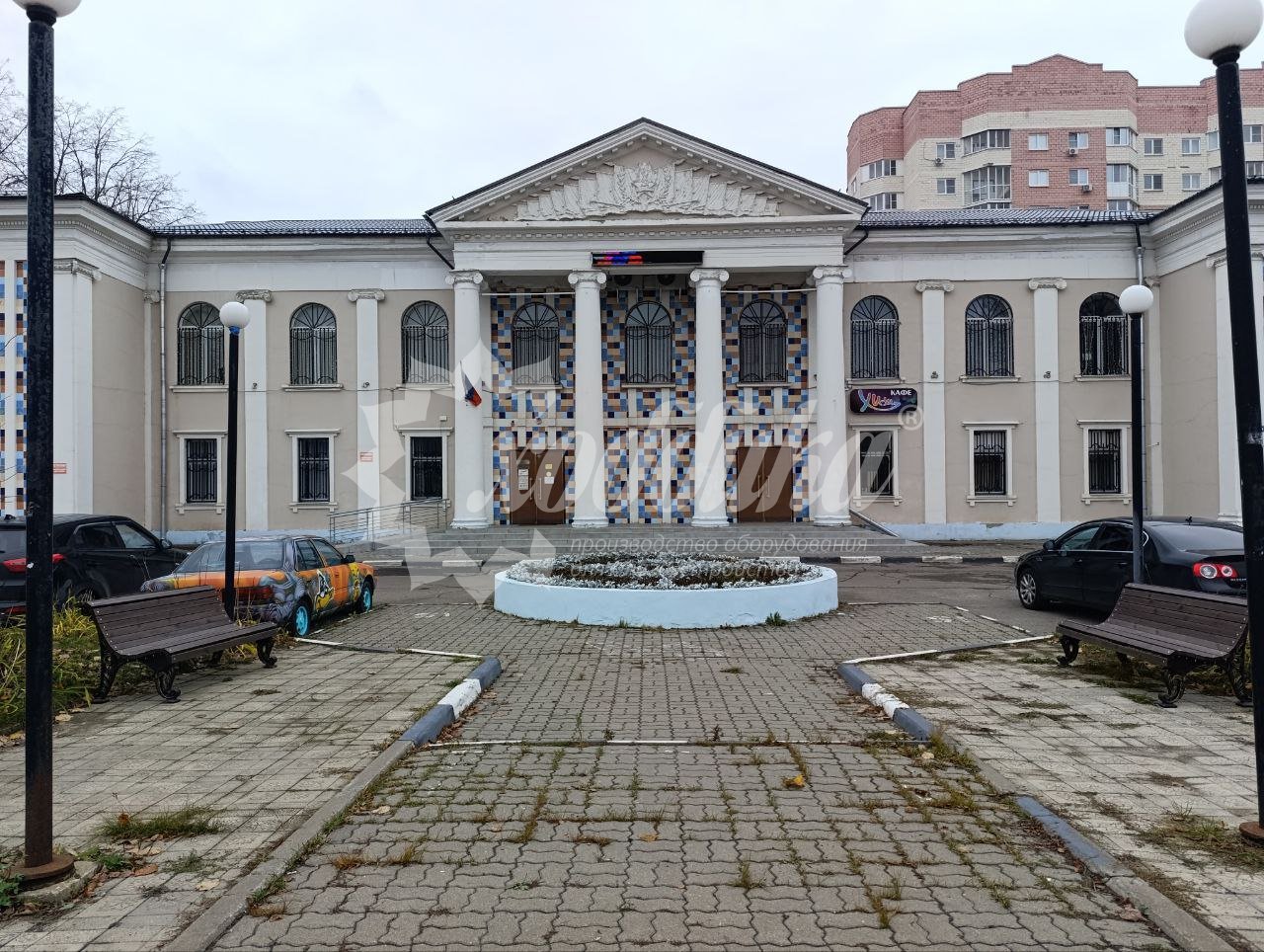 «Хоббика» держит темп: перголы, парковки, скамейки, урны - 29